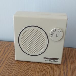 Cream Solid State Radio